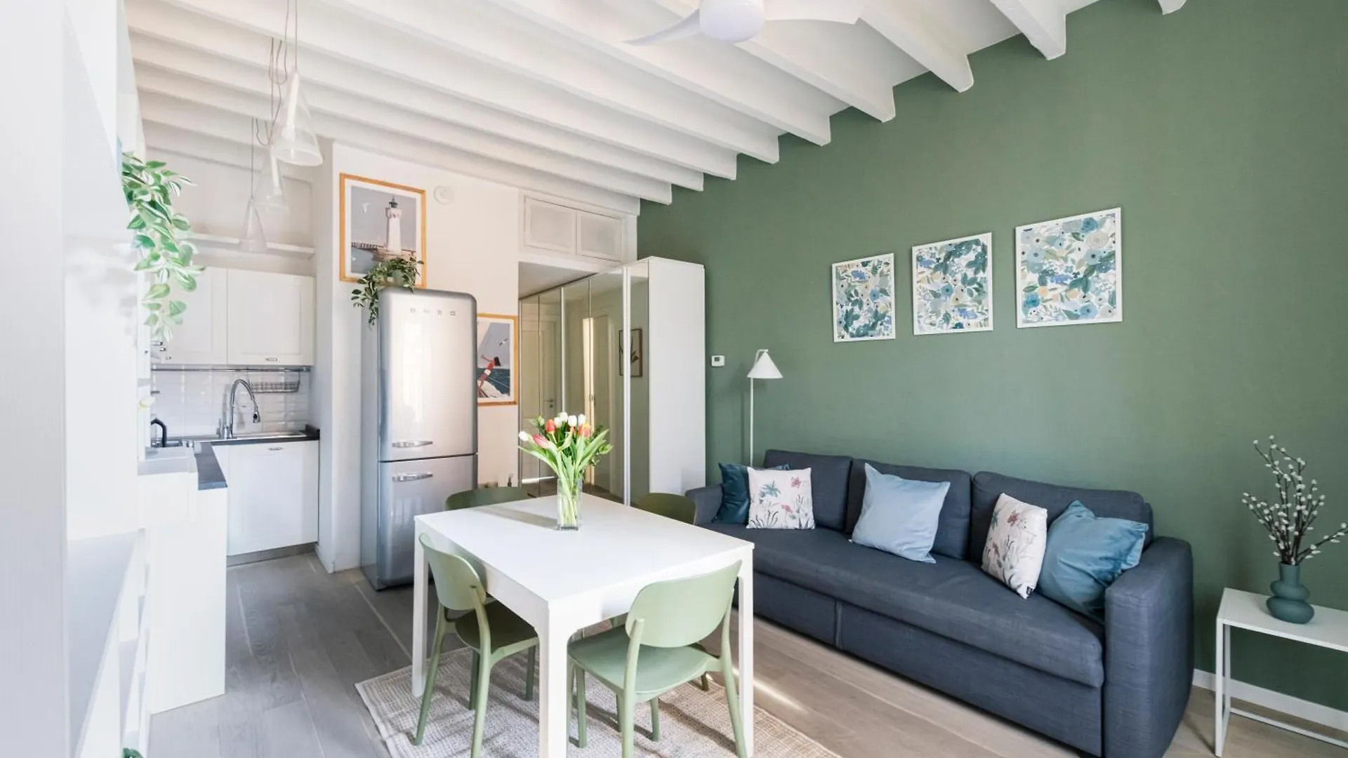 Lovely Apartment On The Navigli River By Easylife Milan