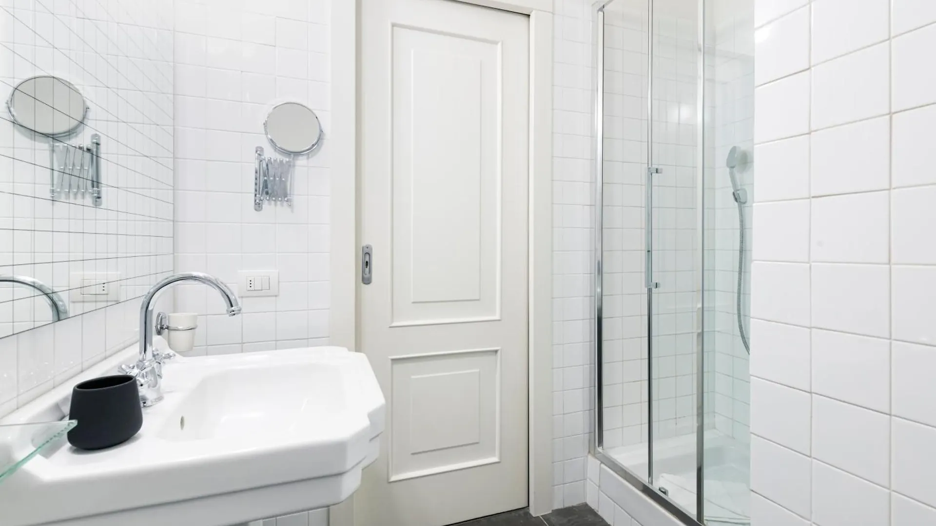 Lovely Apartment On The Navigli River By Easylife Milan