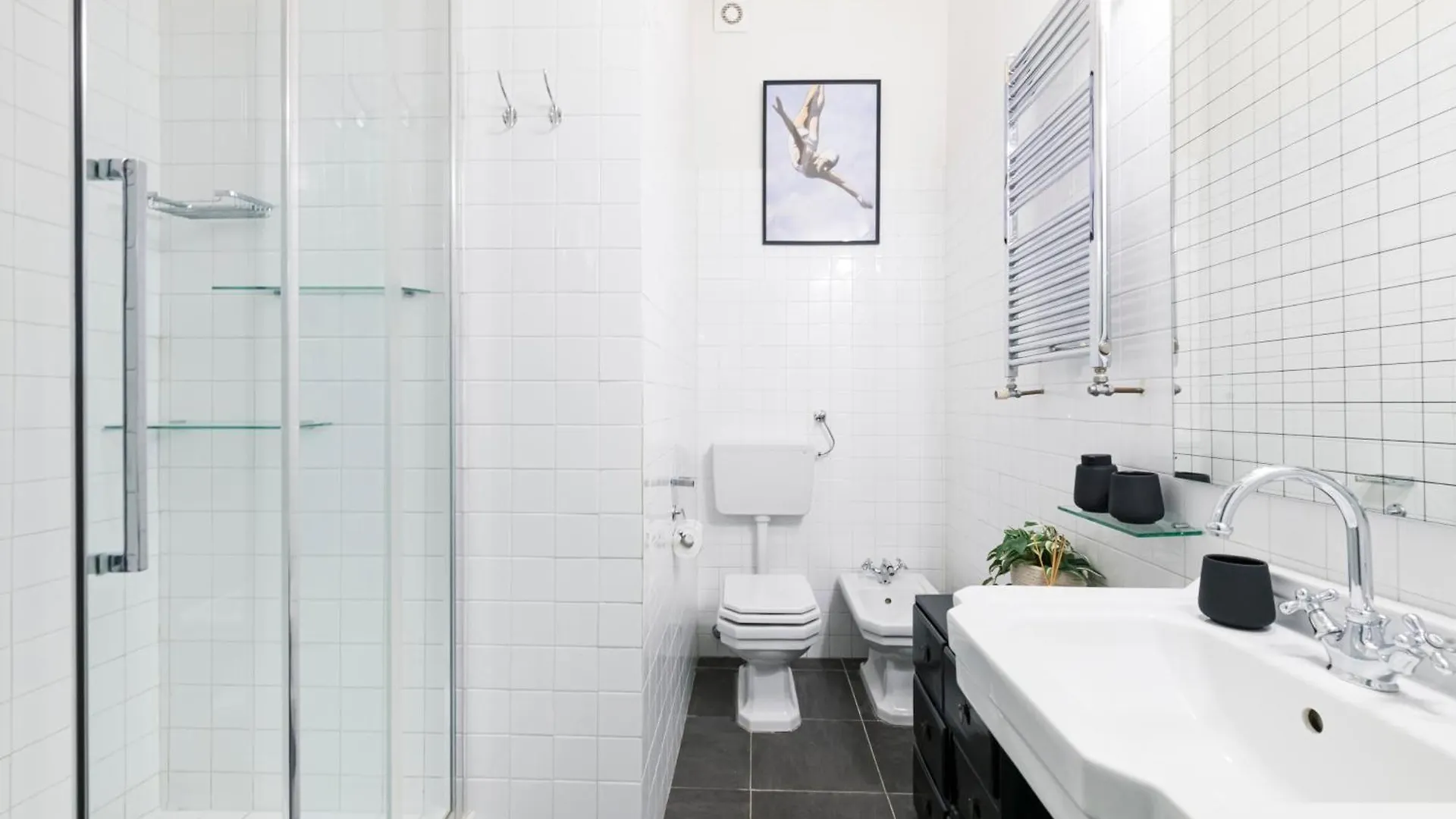 Lovely Apartment On The Navigli River By Easylife Milan Italy