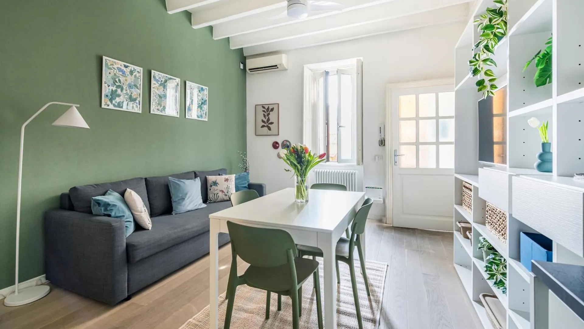 Lovely Apartment On The Navigli River By Easylife Milan