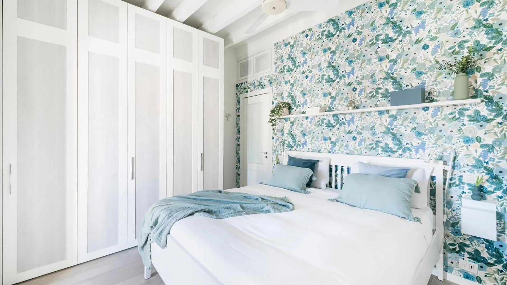 Lovely Apartment On The Navigli River By Easylife Milan 0*,  Italy