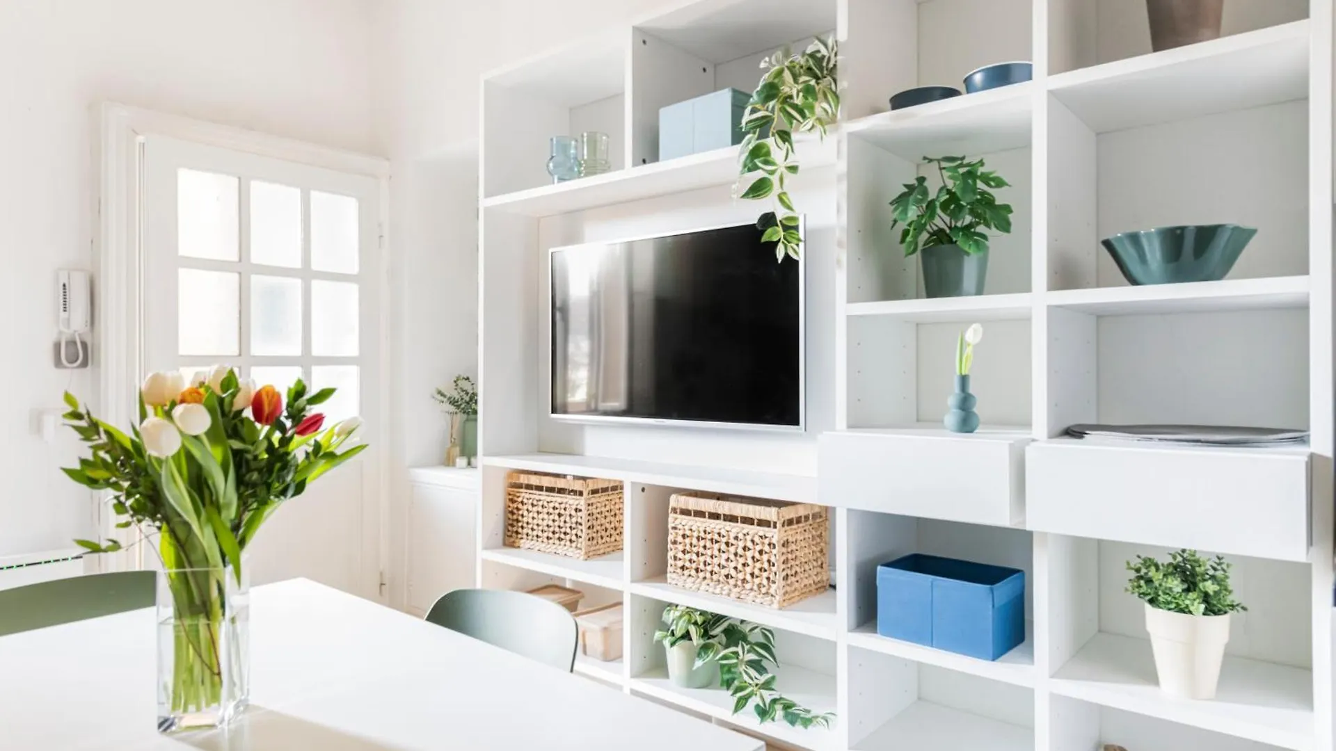 Lovely Apartment On The Navigli River By Easylife Milan