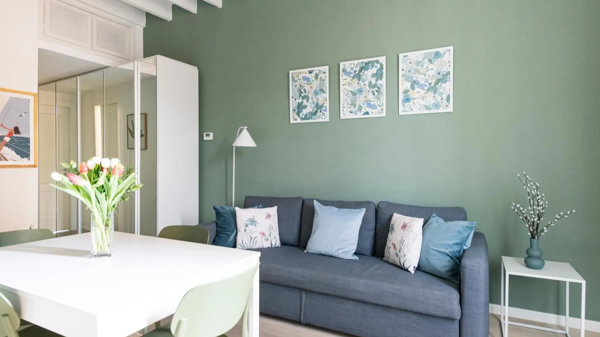 Lovely Apartment On The Navigli River By Easylife Milan 0*,