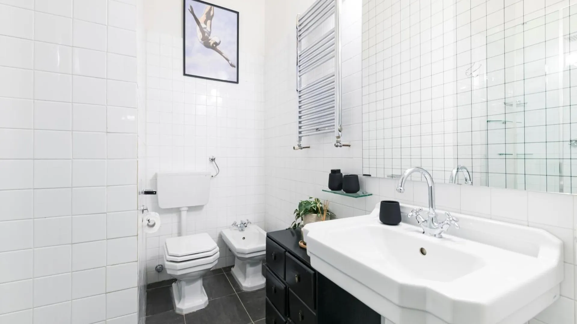 Lovely Apartment On The Navigli River By Easylife Milan Italy