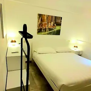 Appartement Castello Ground Floor Italie