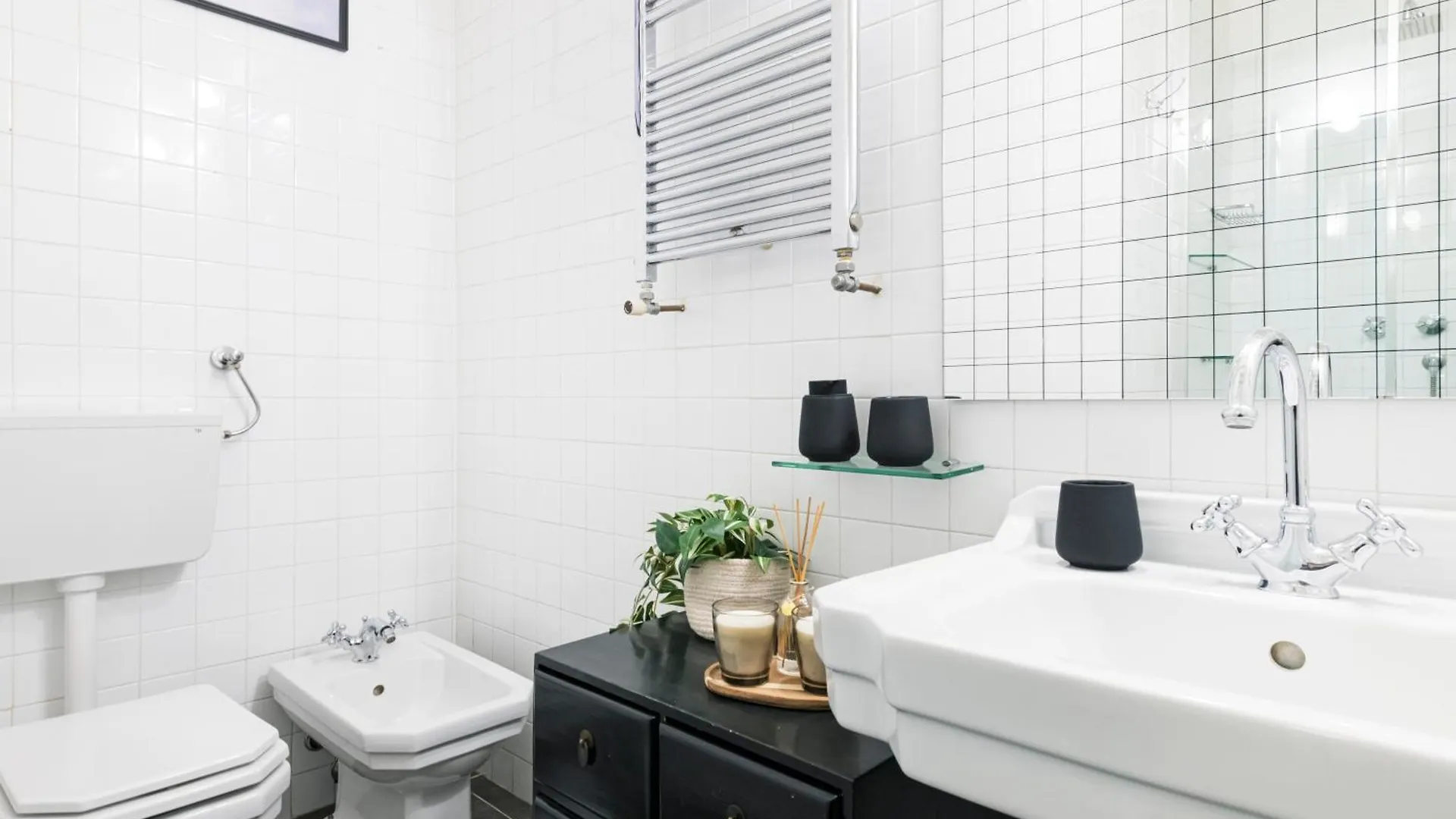 Lovely Apartment On The Navigli River By Easylife Milan